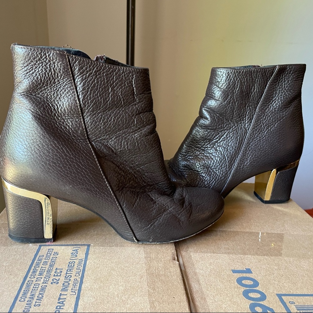 A Pair of Italian Leather Boots with Gold Metal Detail, GUC, 8